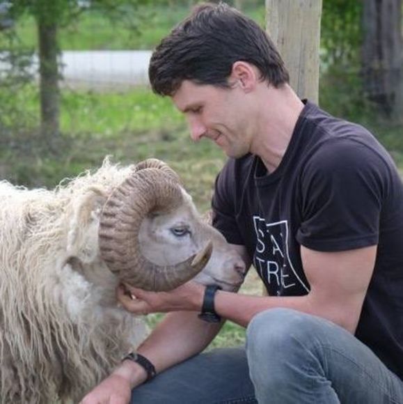 Meet your Posher, Austin - Picture 1 of 1